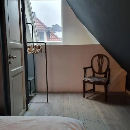 Historic House In Nordnes * Берген