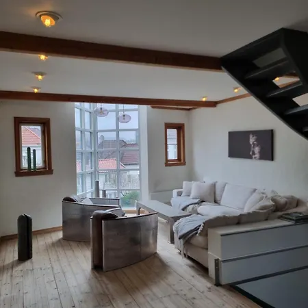 Вилла Historic House In Nordnes *