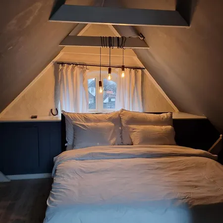 Historic House In Nordnes * Берген